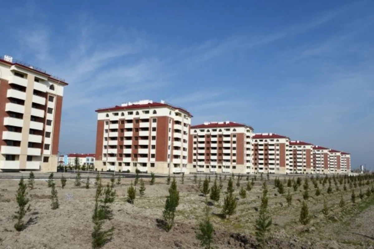 4000 köçkün ailəsinə ŞAD XƏBƏR- yeni mənzillərə köçürüləcək 4000 köçkün ailəsinə ŞAD XƏBƏR- yeni mənzillərə köçürüləcək