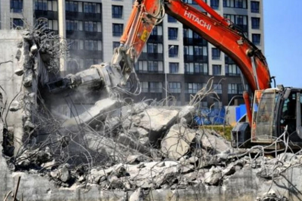 Bakıda 245 hündürmərtəbəli binanın tikintisinə başlanıldı Bakıda 245 hündürmərtəbəli binanın tikintisinə başlanıldı
