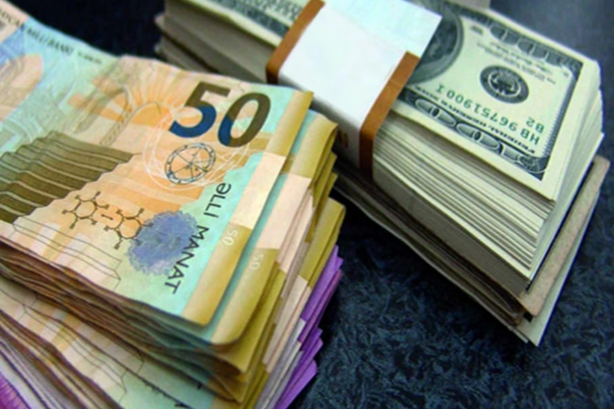 “Qara bazar”da dolların qiyməti bahalaşdı