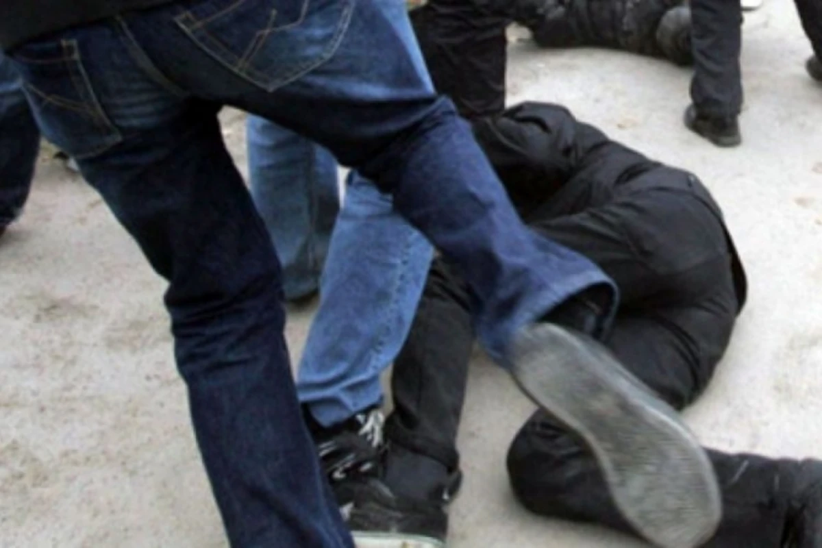 Gəncədə kütləvi dava olub, iki nəfər bıçaqlanıb Gəncədə kütləvi dava olub, iki nəfər bıçaqlanıb