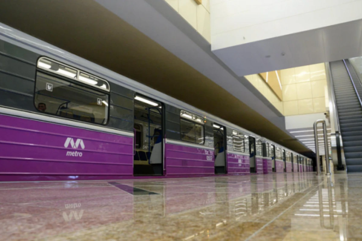 В Баку на входах в метро и остановках усилен контроль