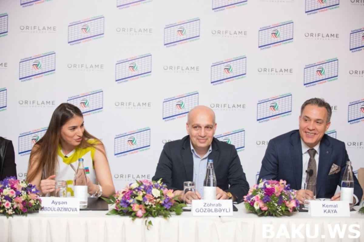 Oriflame şirkəti qadınlardan ibarət Milli Voleybol Komandasının sponsorluğuna dair mətbuat konfransı keçirdi (FOTO) Oriflame şirkəti qadınlardan ibarət Milli Voleybol Komandasının sponsorluğuna dair mətbuat konfransı keçirdi (FOTO)