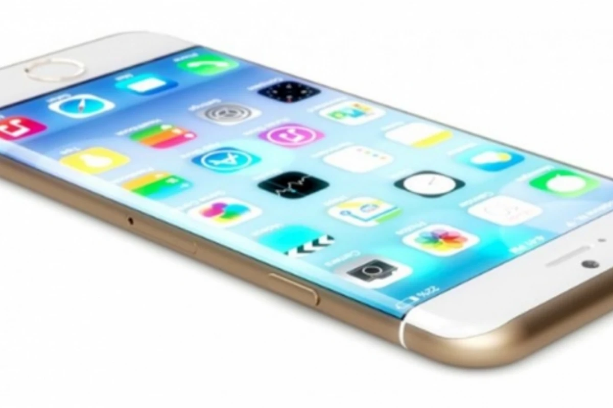 ФОТО сразу трех новых iPhone утекли в Интернет