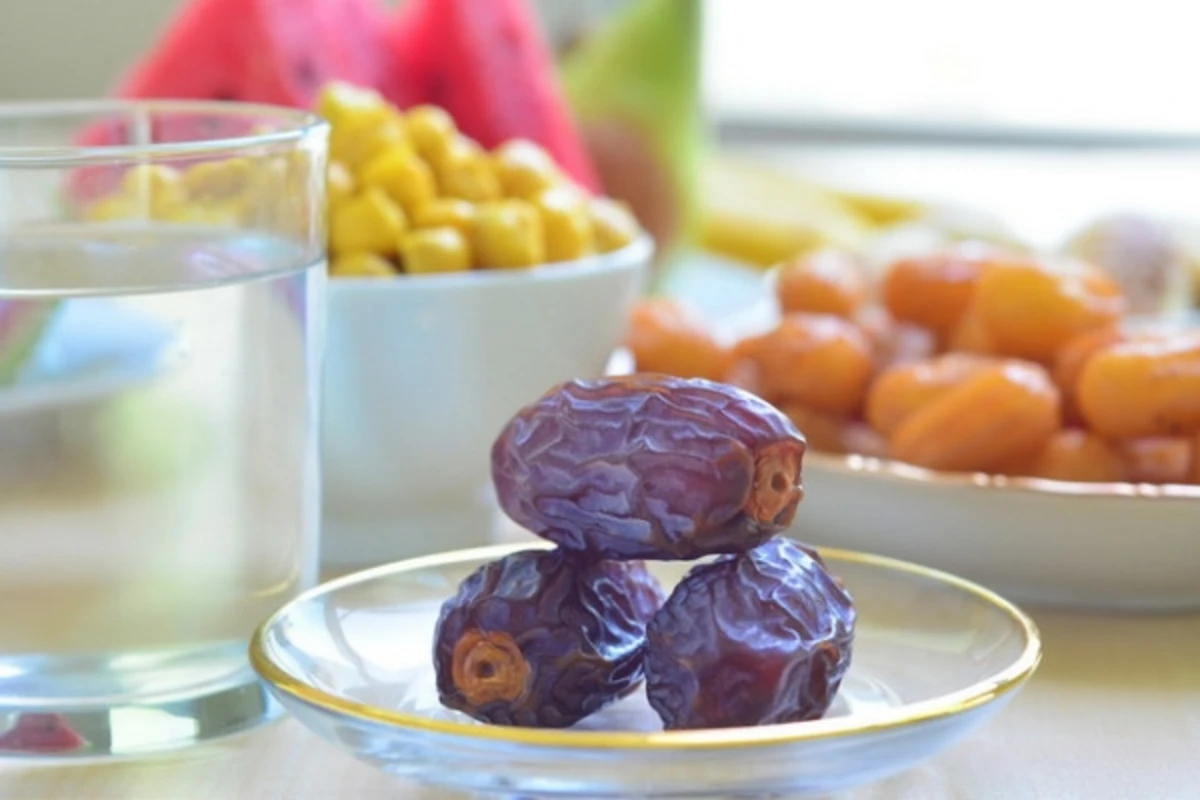 Ramazan ayında necə qidalanmalı? - MƏSLƏHƏTLƏR - VİDEO Ramazan ayında necə qidalanmalı? - MƏSLƏHƏTLƏR - VİDEO