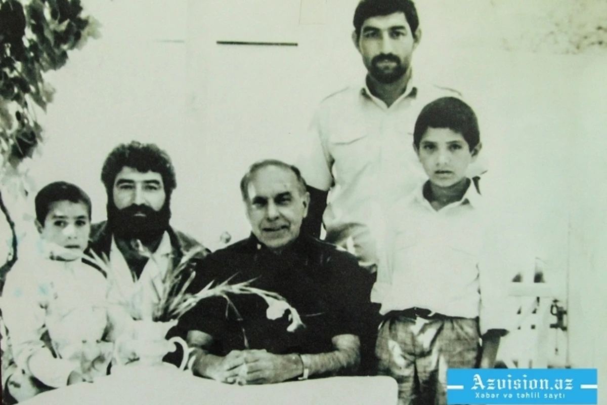 Fidel Kastro: Gəncliyim Naxçıvanda keçib (FOTO) Fidel Kastro: Gəncliyim Naxçıvanda keçib (FOTO)