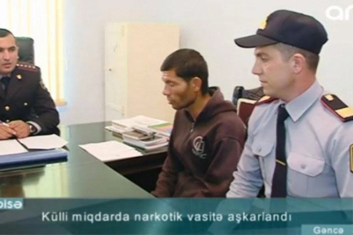 Saxlanılan şəxs narkotikin “xeyirlərindən” DANIŞDI: “Bişirib, yavaş-yavaş suyunu içməlisən” - VİDEO