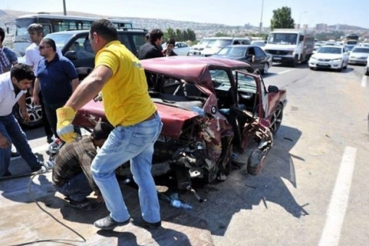 Bakı-Sumqayıt yolunda ağır qəza – FOTO