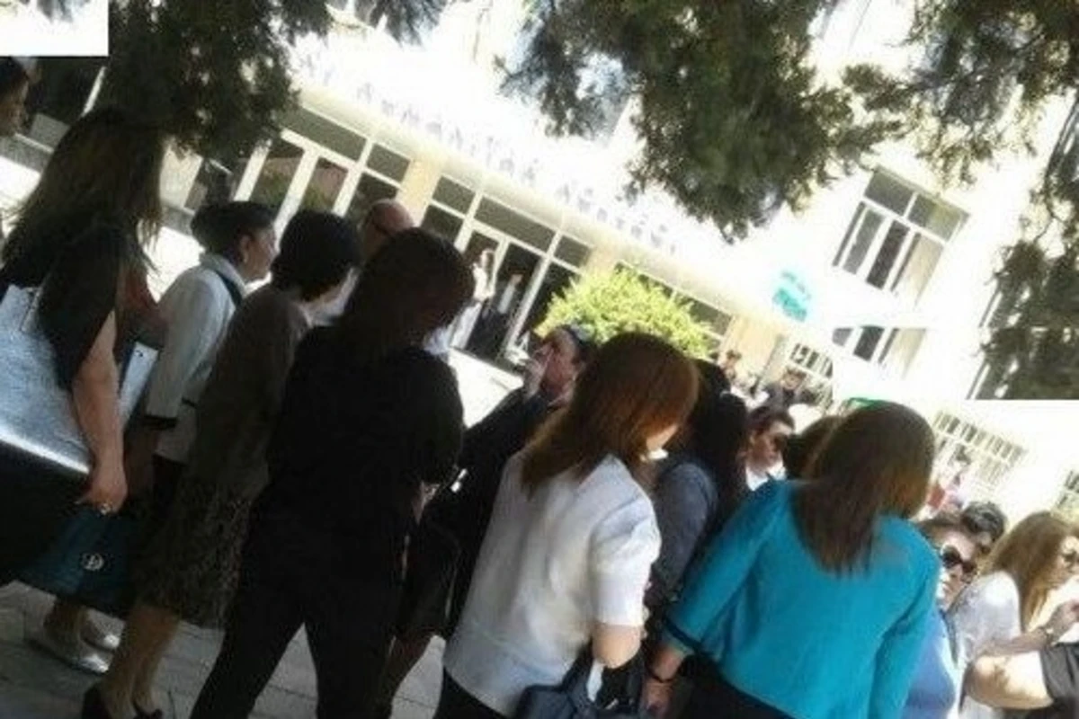 20 il təcrübəsi olan 50 müəllimin diplomu saxta hesab olundu - VİDEO