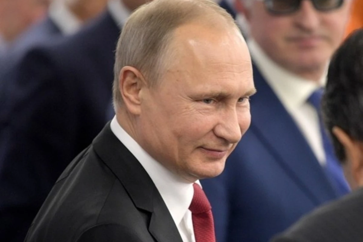 Путин рассказал, как бы повел себя с геем в душе