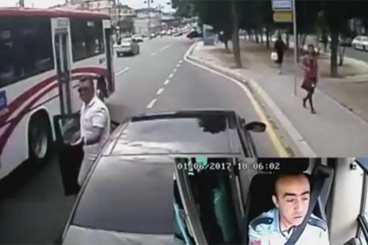 Автомобиль перегородил дорогу автобусу BakuBus, завязалась драка (видео)