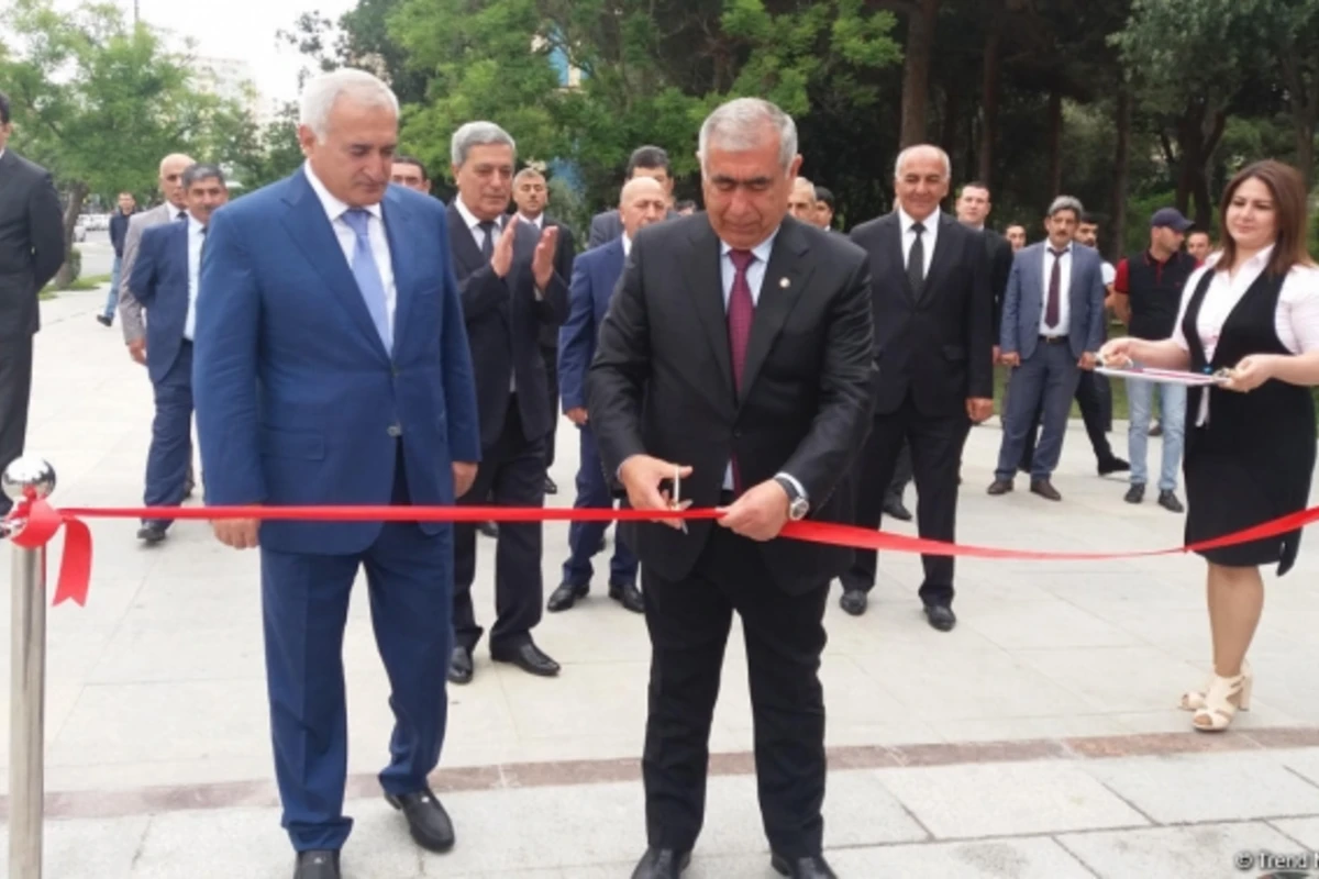 Открылся подземный пешеходный переход на одном из проспектов Баку (фото)