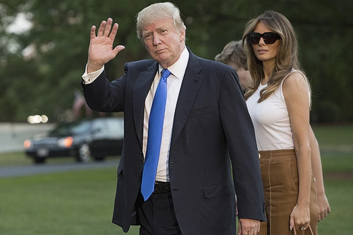 Дональд и Мелания Трамп провели выходные в загородном поместье (фото)