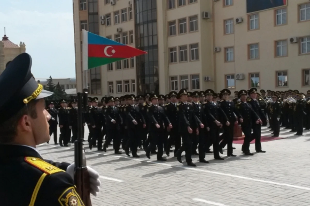 Азербайджанская полиция отмечает профессиональный праздник