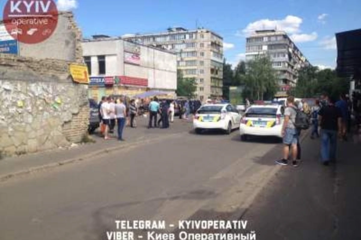 Ukraynada azərbaycanlılar atəşə tutuldu: yaralılar var Ukraynada azərbaycanlılar atəşə tutuldu: yaralılar var