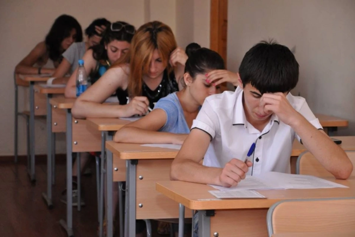 Yanğınla əlaqədar imtahanı təxirə salınmış abituriyentlərə PİS XƏBƏR Yanğınla əlaqədar imtahanı təxirə salınmış abituriyentlərə PİS XƏBƏR
