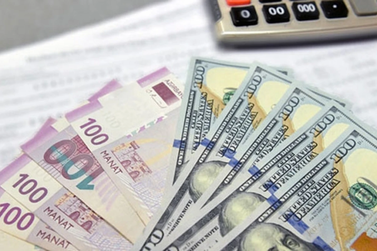 Dollar manata qarşısında ucuzlaşmağa başladı