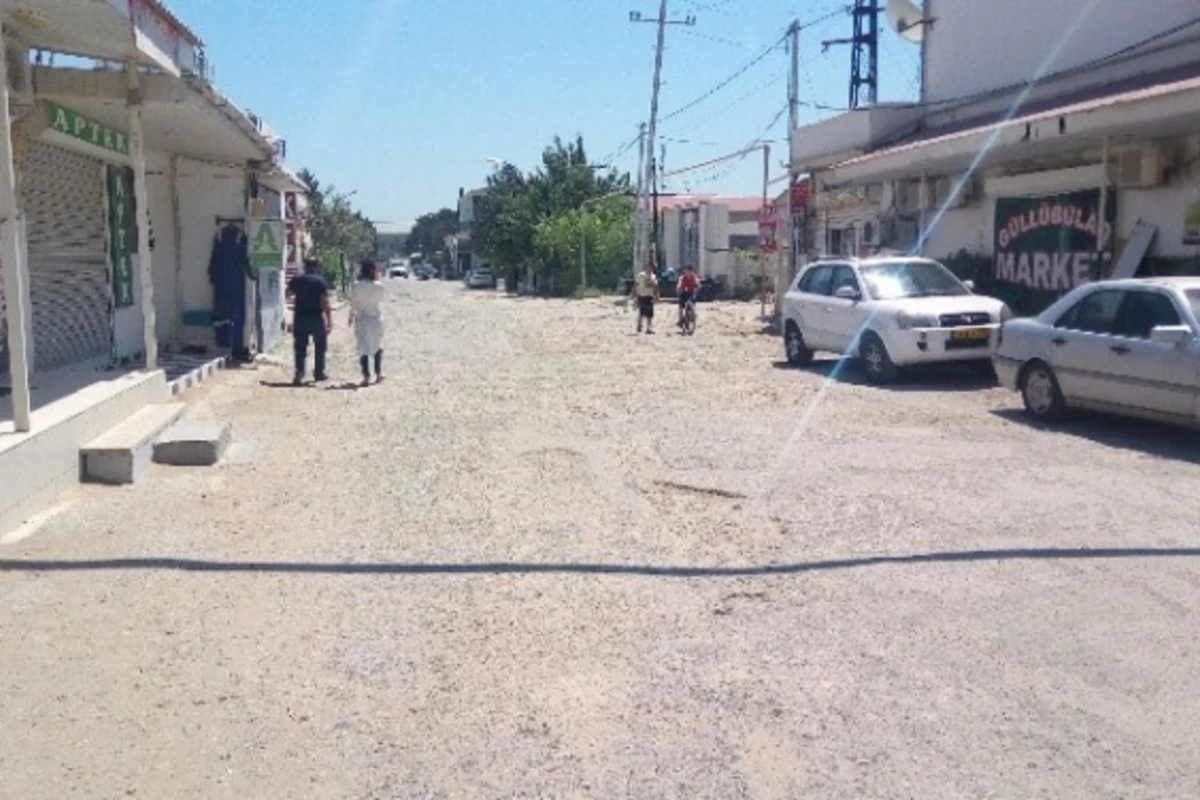 Bayılın Akopen yolu - Bakının üz qarası (FOTO, VİDEO) Bayılın Akopen yolu - Bakının üz qarası (FOTO, VİDEO)
