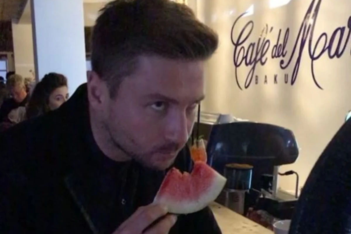 Сергей Лазарев в восторге от сладких арбузов в Азербайджане (видео)