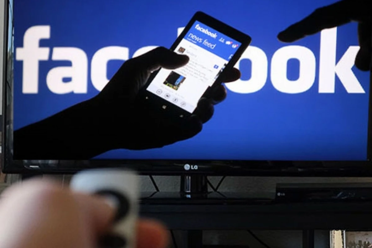 Facebook-dan yeni möhtəşəm video xidmət (FOTO)