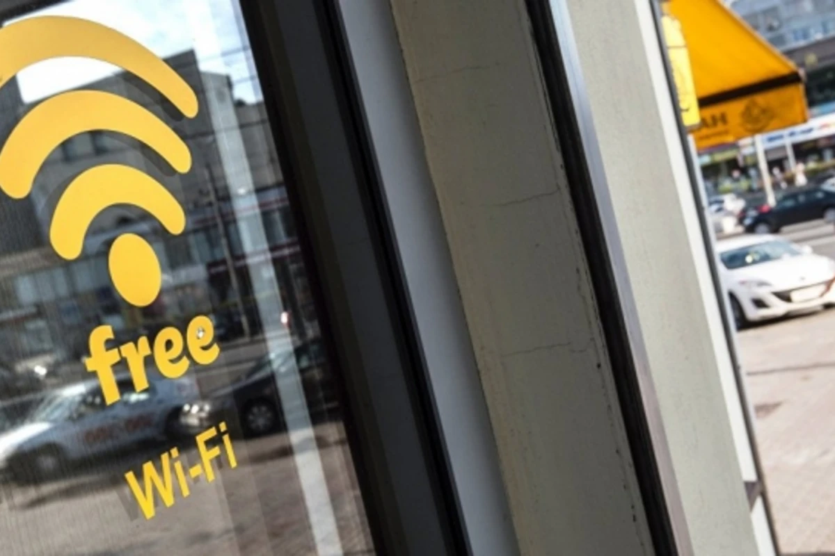 Бесплатным Wi-Fi в Баку воспользовались полмиллиона человек