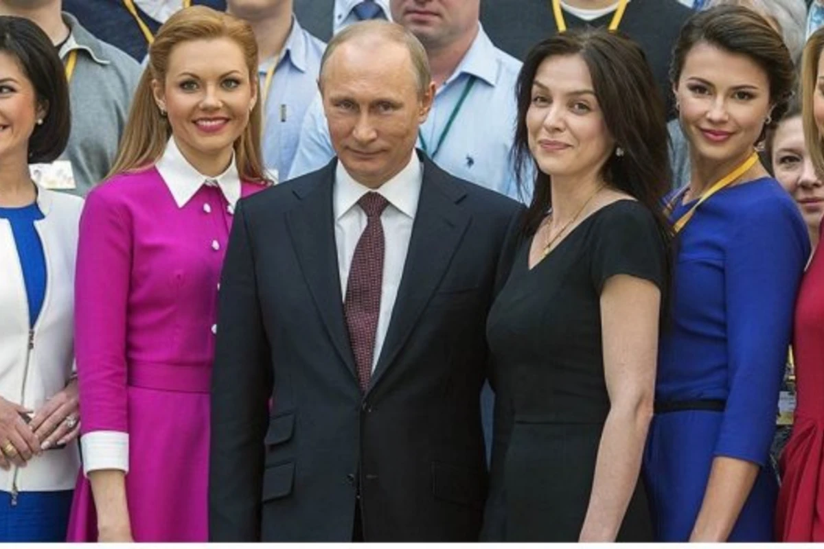 Соперником Путина на выборах может стать женщина