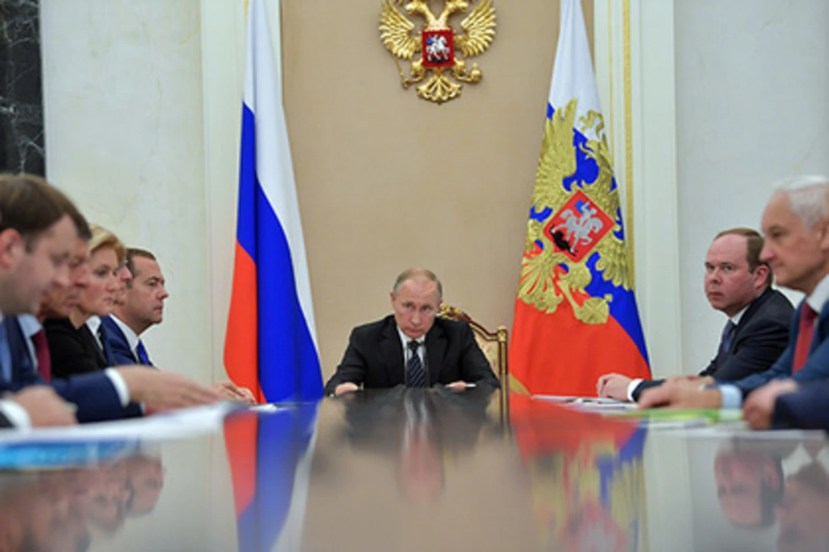 Путин: Экономика РФ вышла из кризиса