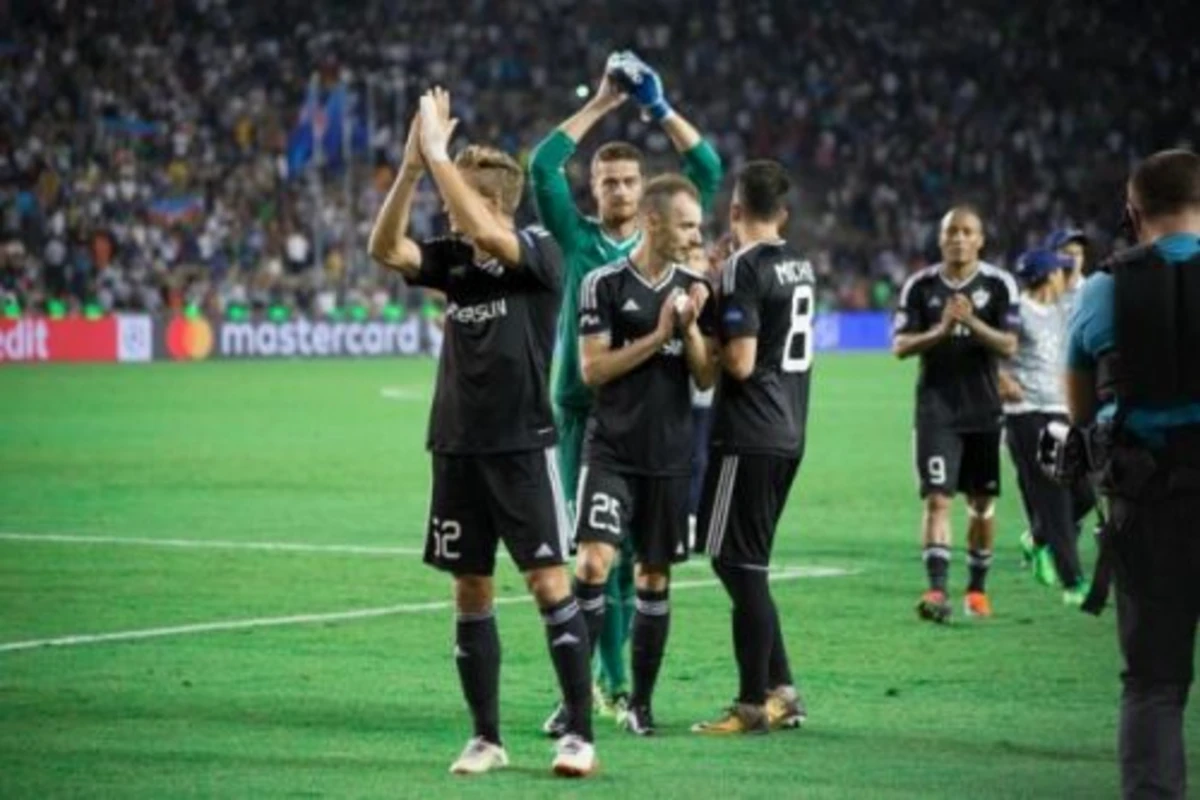 Qarabağın oyununa rekord qiymətə bilet satılır: 50 manatlıq bilet 200 manata (FOTO)
