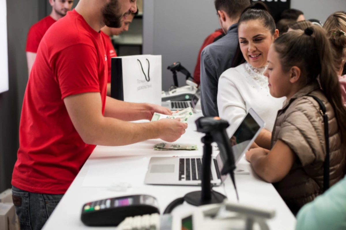 В Баку на открытии Alma Store предложат Mac, iPad и iPhone по специальным ценам
