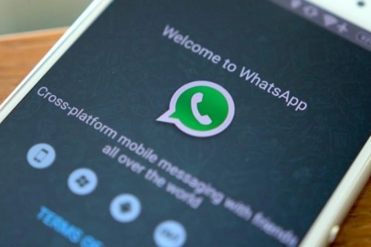 Новое обновление WhatsApp позволяет следить за человеком