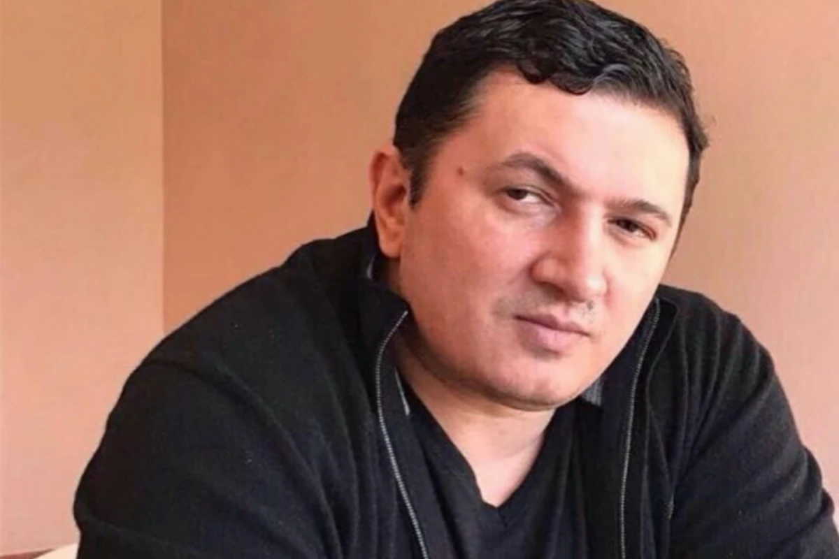 Лоту Гули встречали мать, жена с двумя детьми и внушительная свита Лоту Гули встречали мать, жена с двумя детьми и внушительная свита