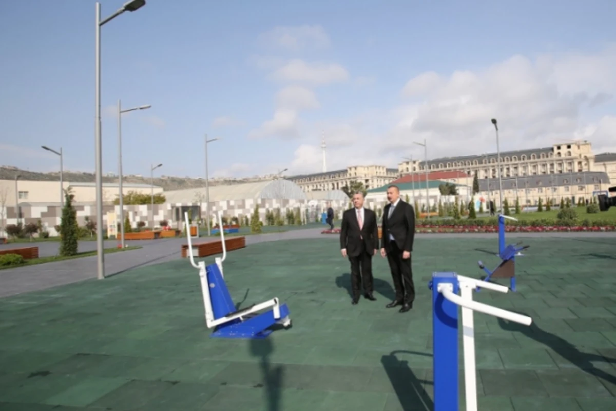 Ильхам Алиев ознакомился с новым парком спорта и отдыха в Баку (фото)