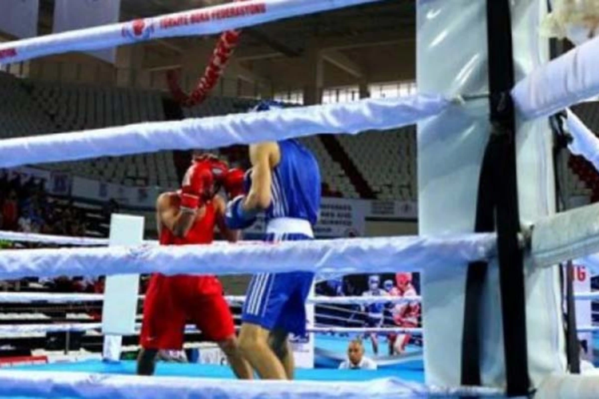 Азербайджанский боксер победил армянина и стал чемпионом Европы