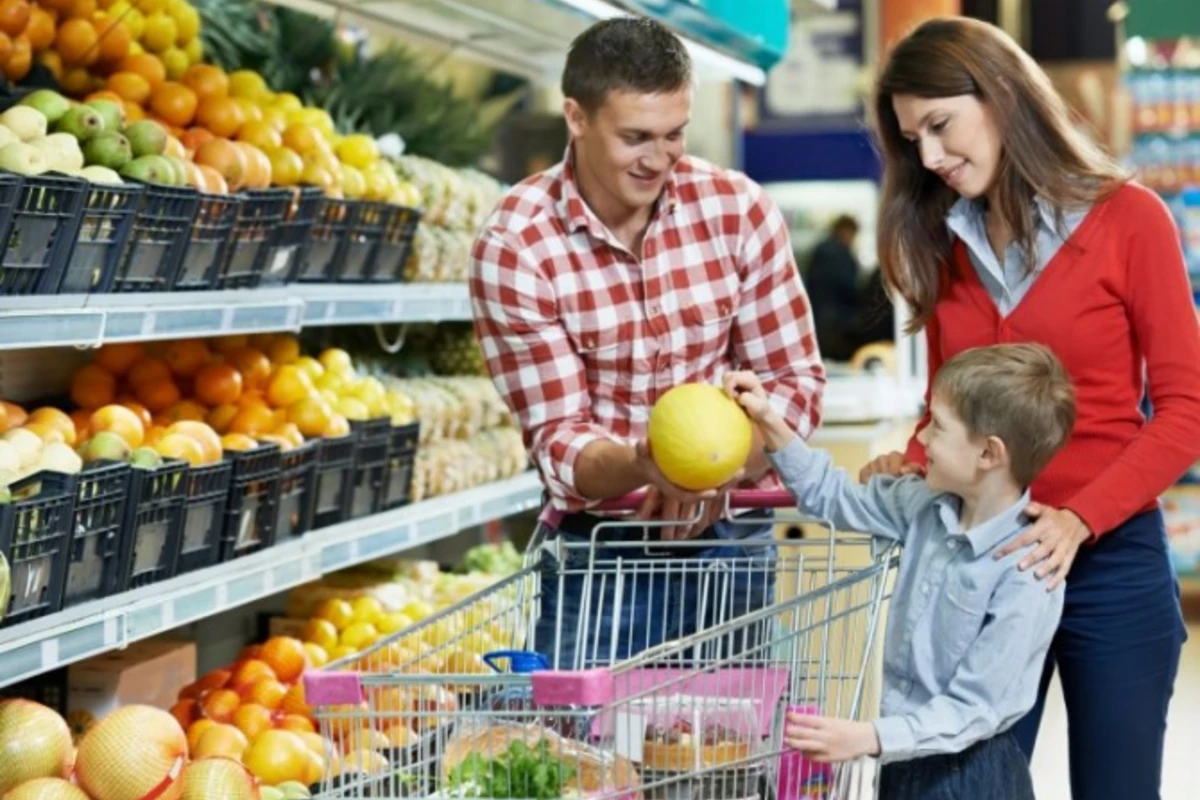 Жители Баку потратили на продукты свыше 6 миллиардов