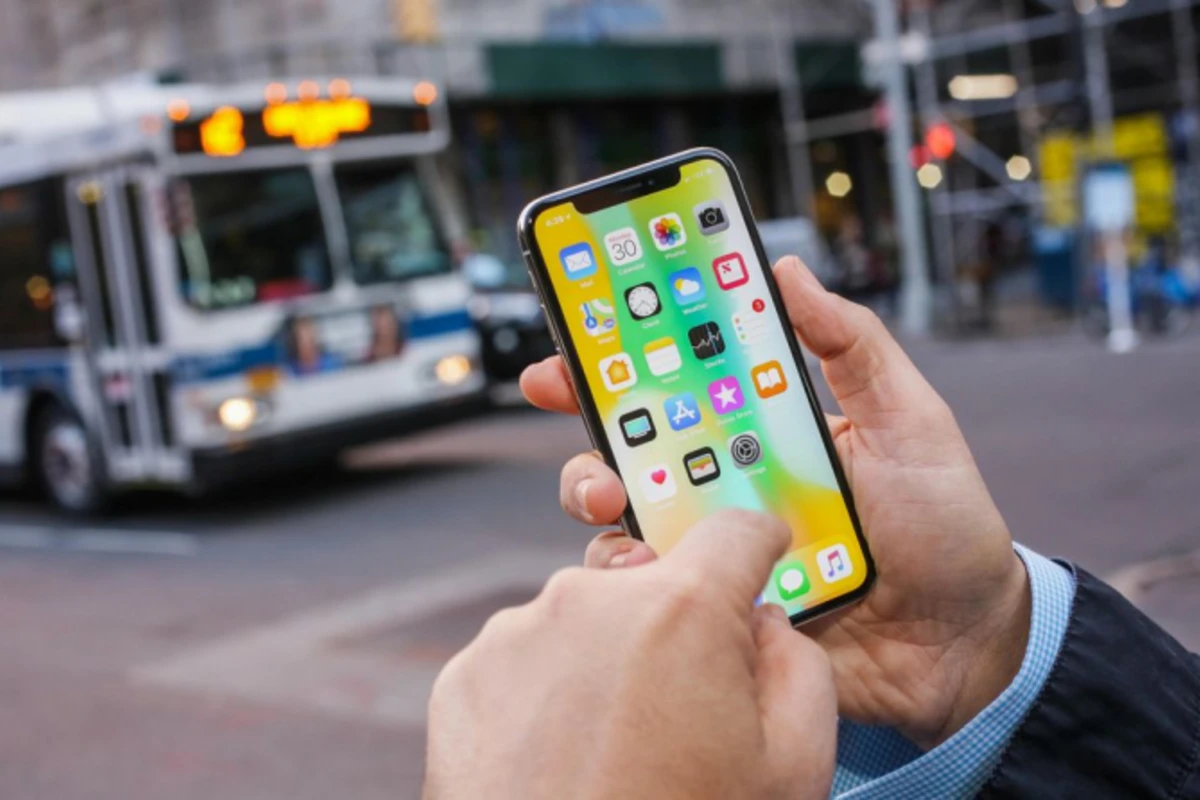 У экрана iPhone X нашли еще один дефект