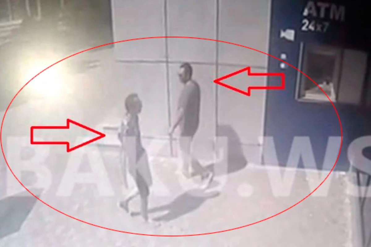 В Баку из банкомата украли 549 AZN - Момент кражи попал на камеру (видео) В Баку из банкомата украли 549 AZN - Момент кражи попал на камеру (видео)