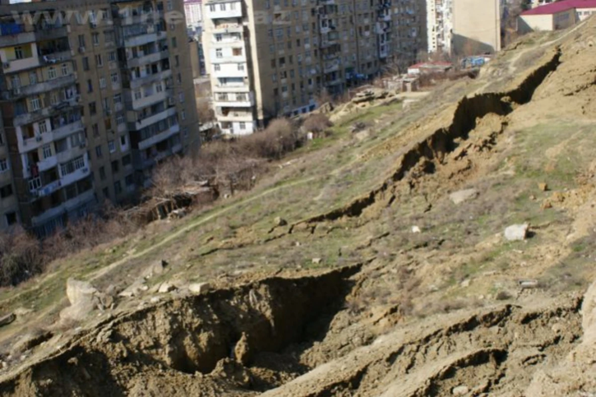 В Азербайджане активизировались новые оползневые участки (список)