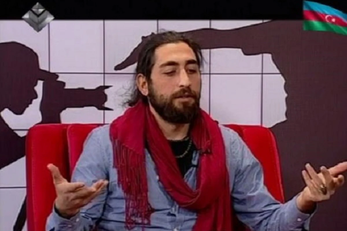 Bir gecədə Ayə, hareyə gedirsənlə məşhurlaşan gənc bu dəfə başqa telekanalda