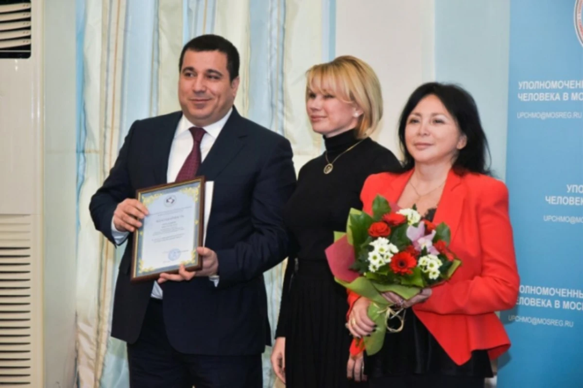 Азербайджанец удостоен премии в области защиты прав человека (фото)