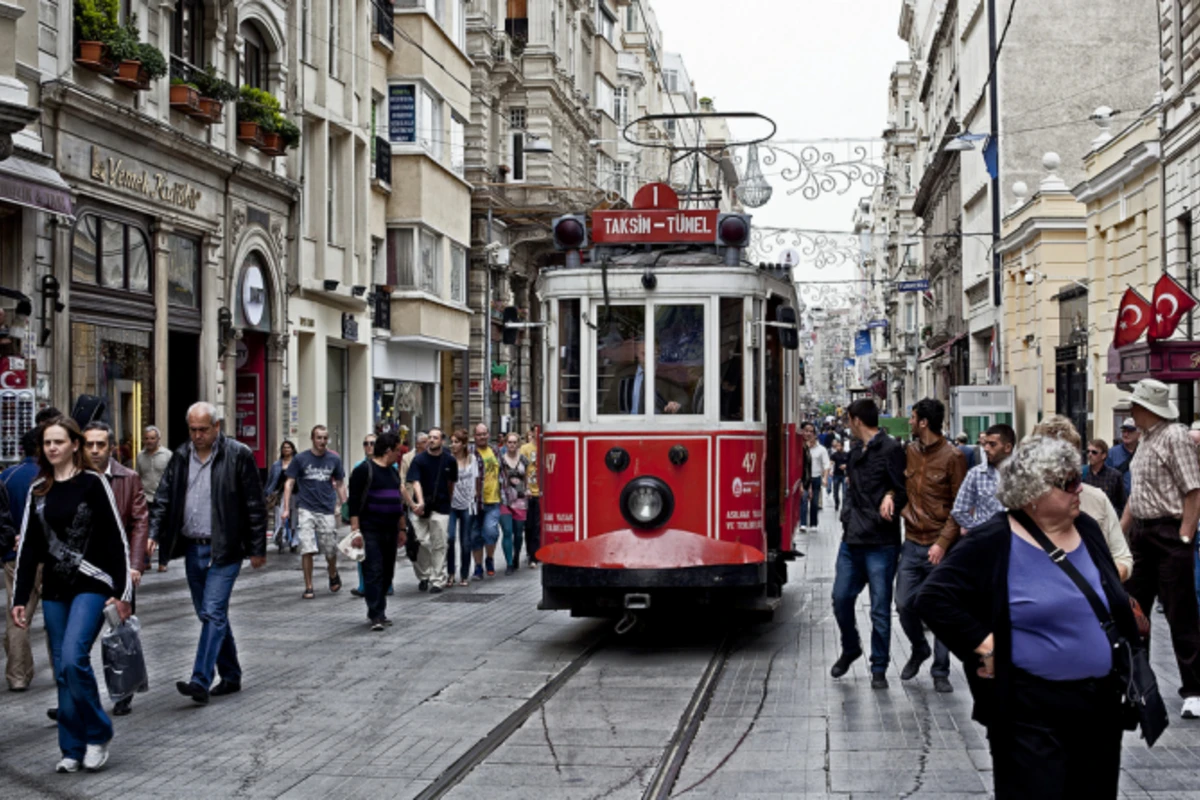 İstanbulda Yeni il QADAĞASI: Şənliklər olmayacaq İstanbulda Yeni il QADAĞASI: Şənliklər olmayacaq