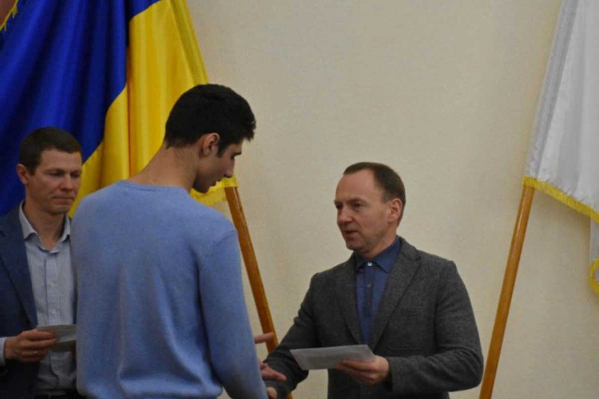 В Украине наградили чемпиона-азербайджанца