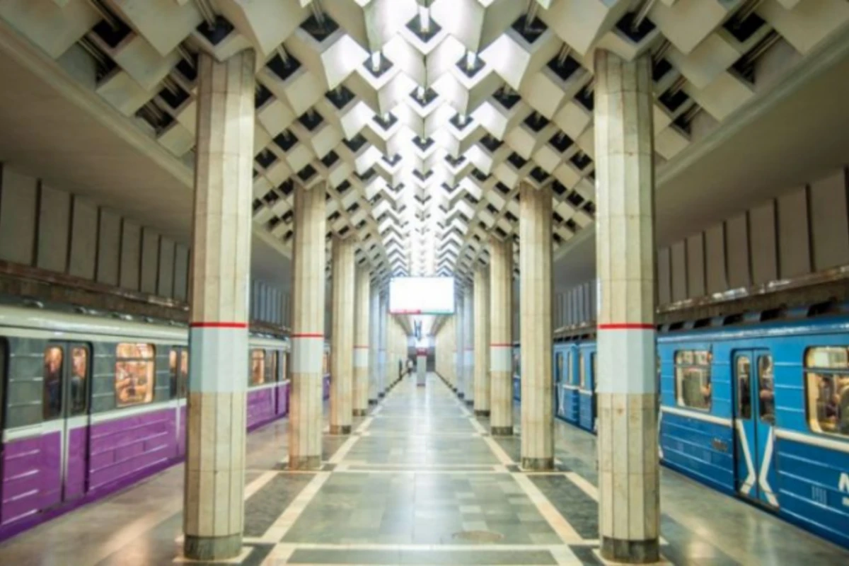Bakı metrosunda intihar Bakı metrosunda intihar
