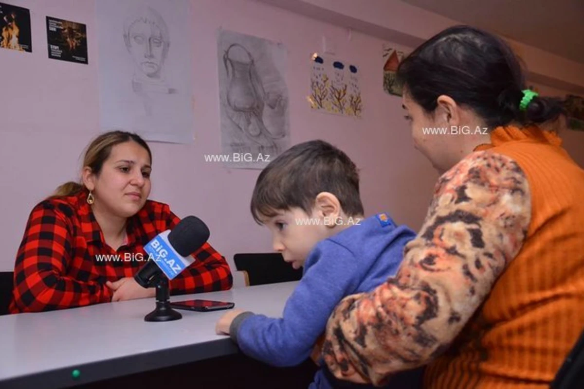 Azərbaycanda qardaş iki dəfə ərdə olan bacısını və kiçik qardaşını zorladı (FOTO)