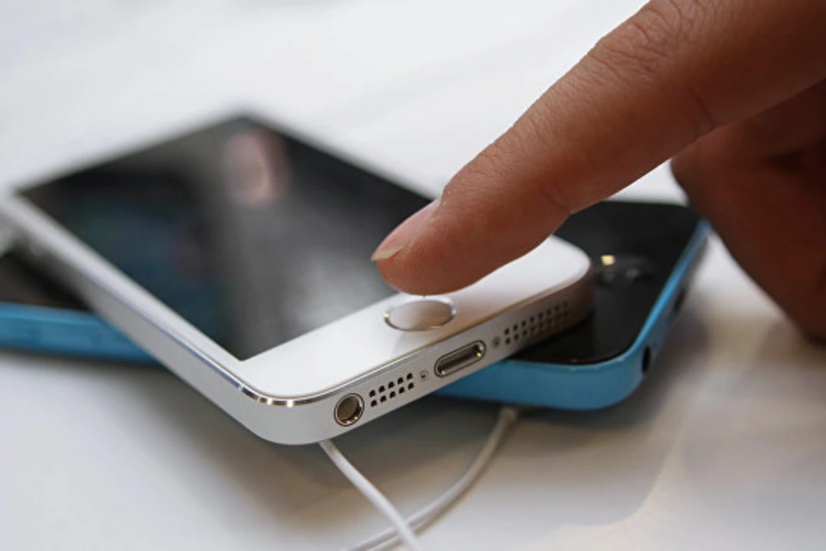 Владельцы iPhone смогут самостоятельно отключать замедление смартфонов