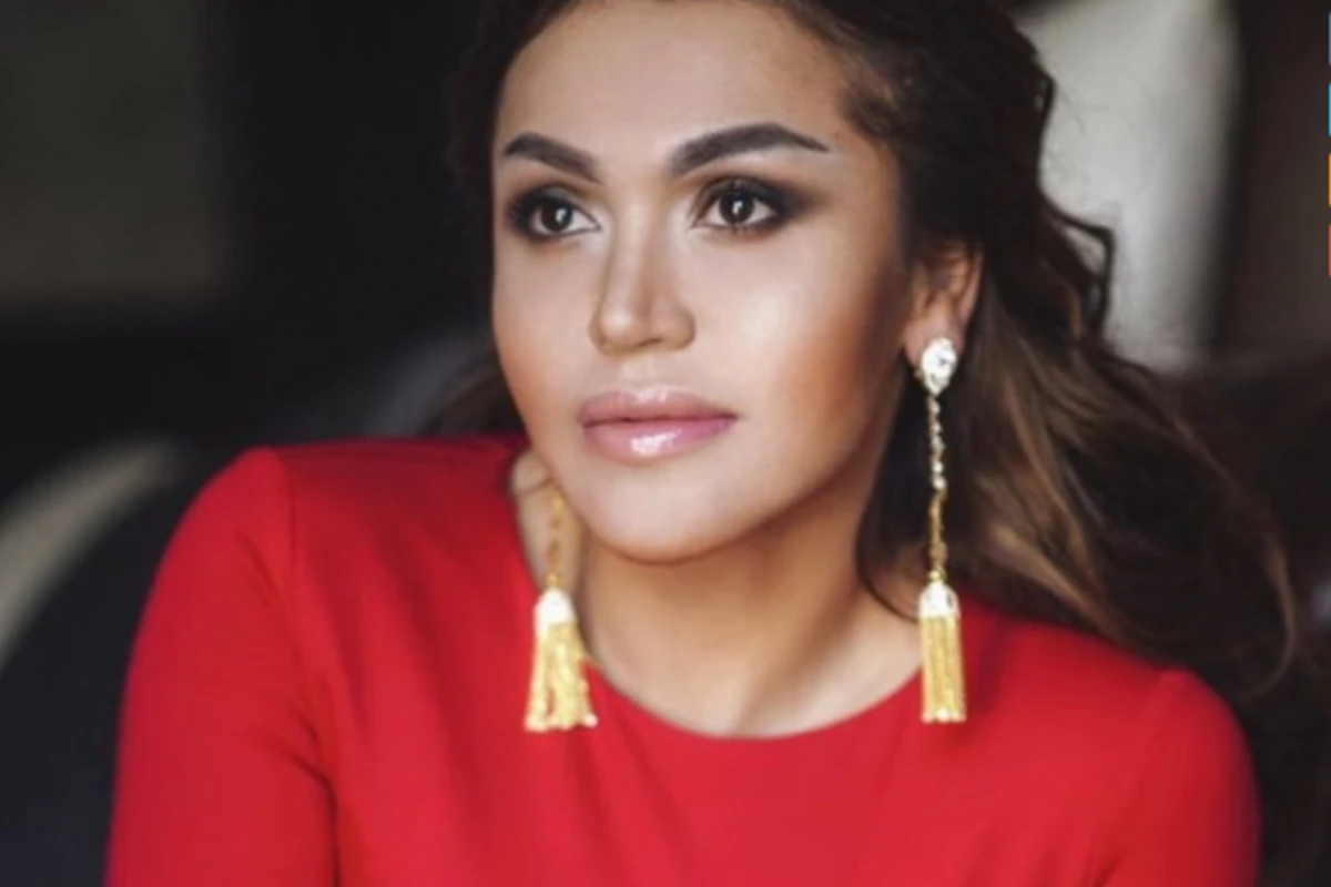 Муж осыпал певицу Раксану драгоценностями (видео)