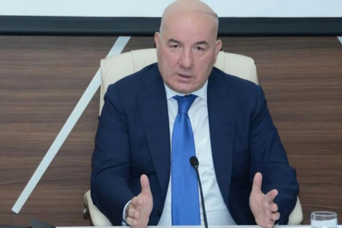 Elman Rüstəmov xalqa çağırış etdi Elman Rüstəmov xalqa çağırış etdi