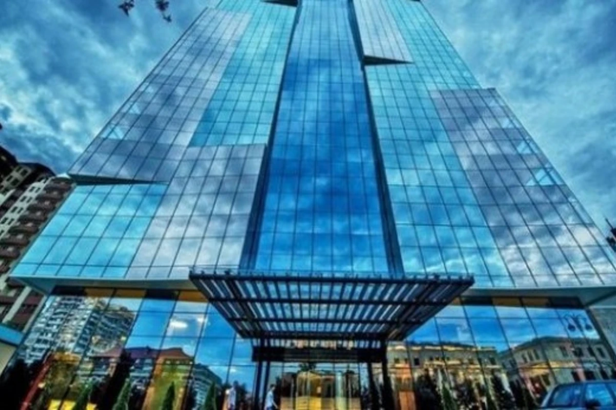Убийцу менеджера в Demirchi Tower приговорили к 18 годам