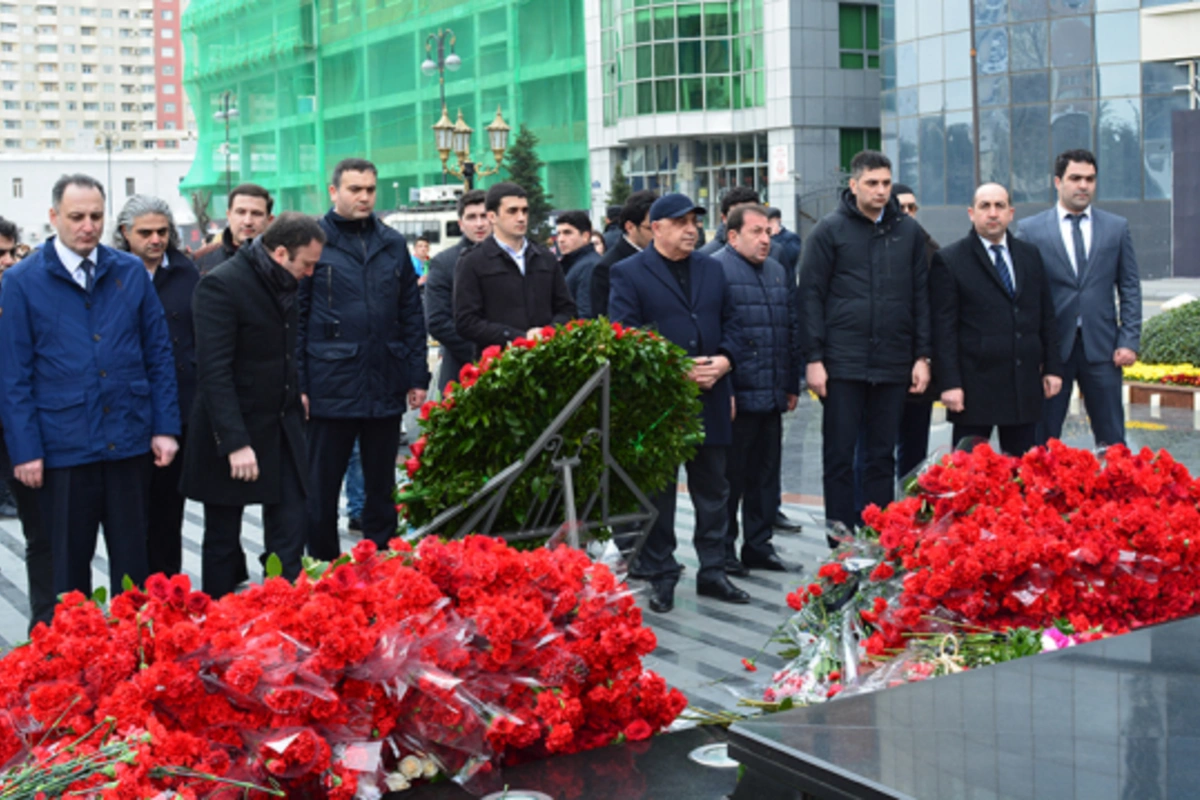 NIKOIL | Bank-ın kollektivi Xocalı soyqırımı qurbanlarının xatirəsini yad etdi