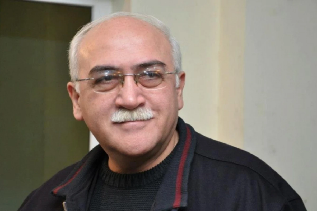 İsa Qəmbər müalicə üçün Türkiyəyə getdi İsa Qəmbər müalicə üçün Türkiyəyə getdi