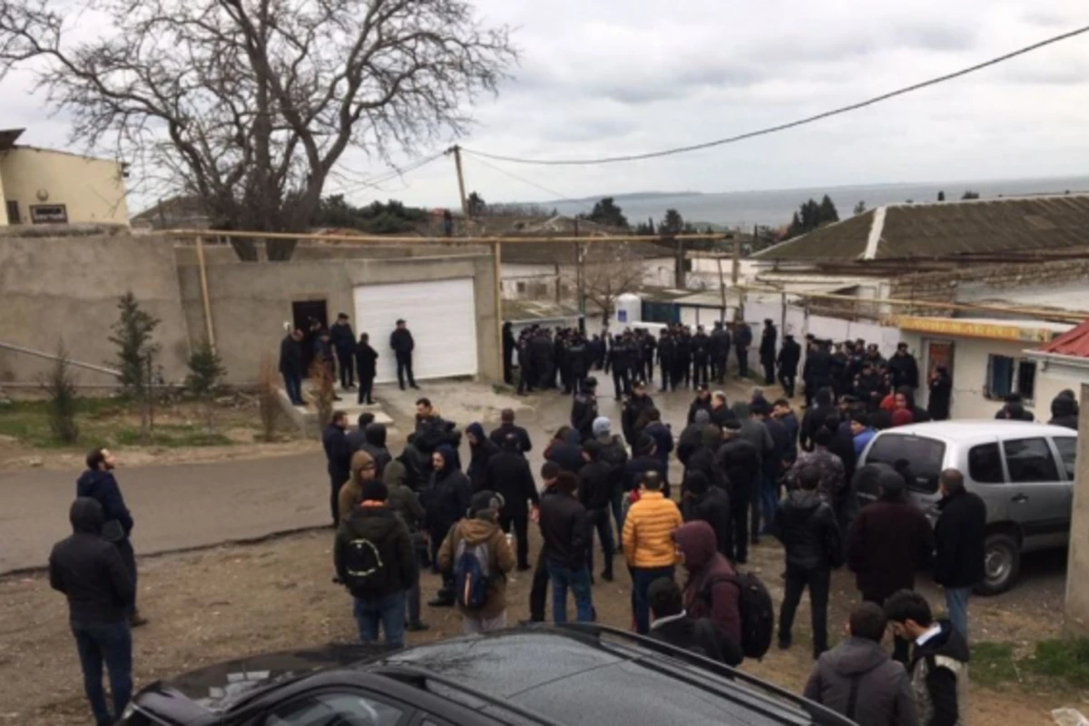 Narkoloji Mərkəzdə həlak olanlardan 9-nun meyiti ailələrinə təhvil verilib Narkoloji Mərkəzdə həlak olanlardan 9-nun meyiti ailələrinə təhvil verilib
