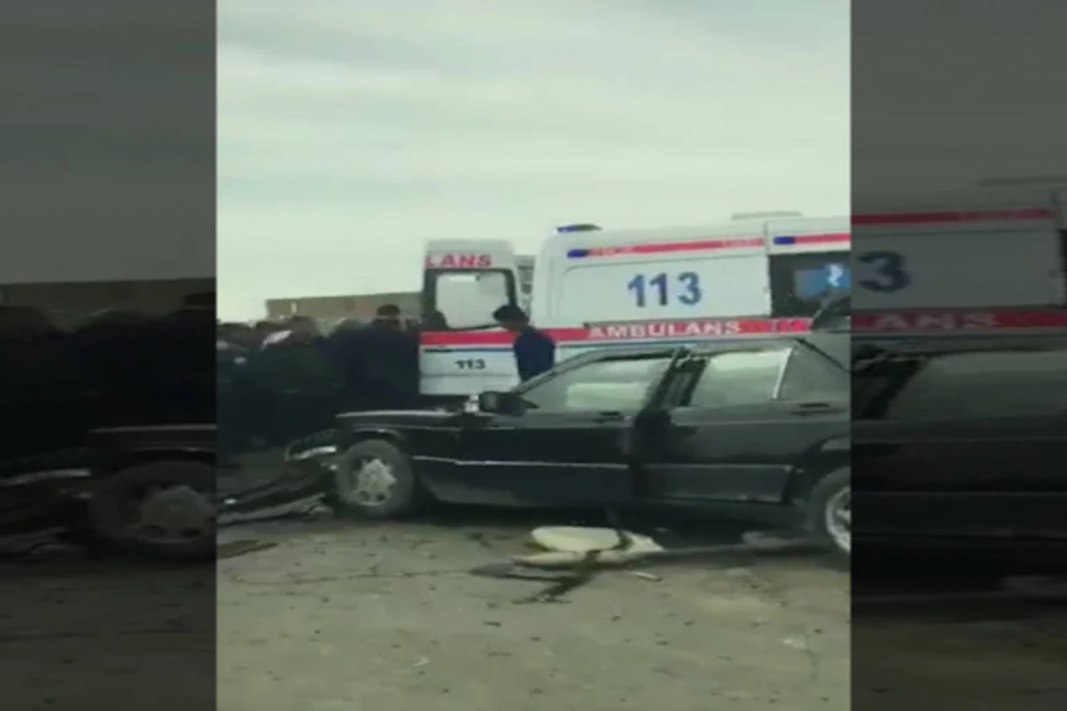 Тяжелое ДТП на автомагистрали Баку-Газах, есть погибшие и раненые (видео)